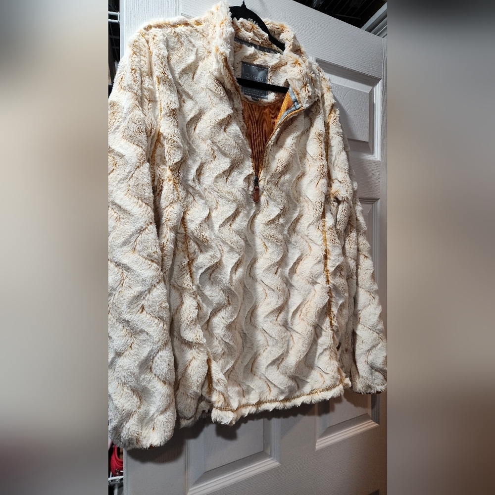 NWOT Simply Southern Rippled Sherpa Pullover- See Description